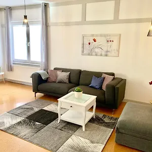 Apartment Edu 